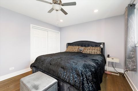 Tiny photo for 547 N Van Auken Street, Elmhurst, IL 60126 (MLS # 12454372)