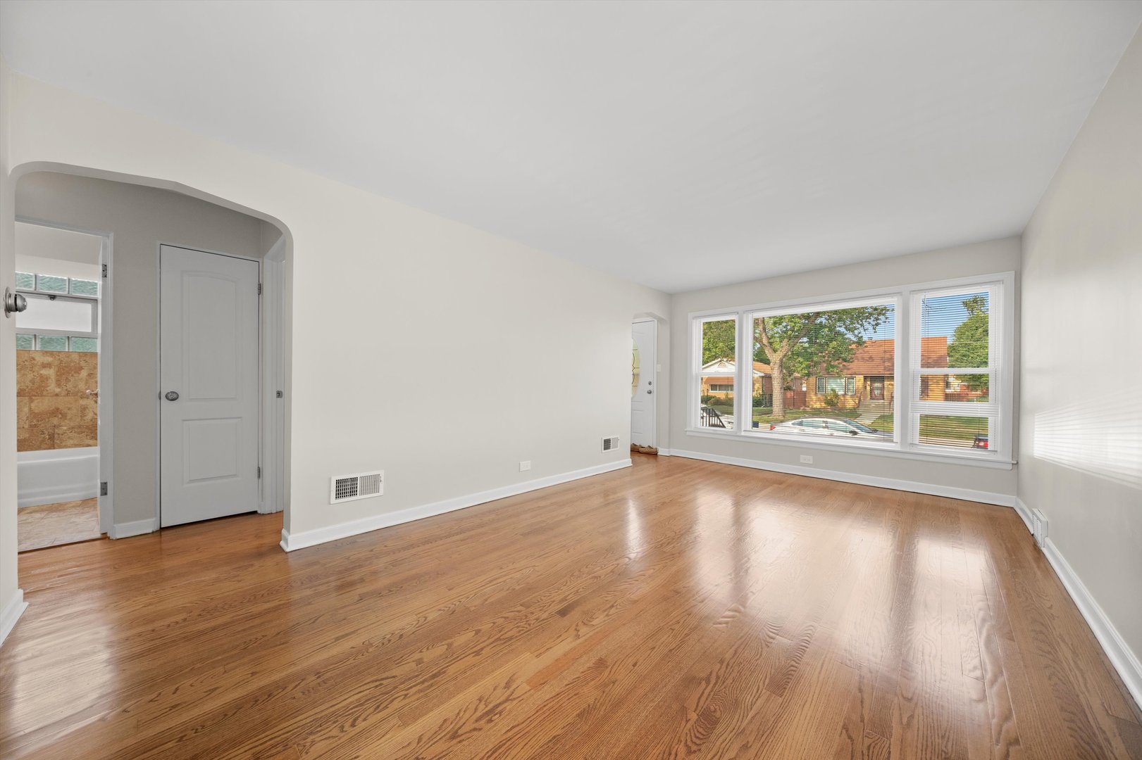 14231 S Dearborn Street