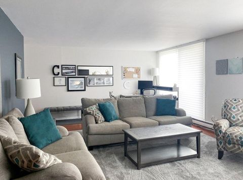 Tiny photo for 40 N Tower Road #7L, Oak Brook, IL 60523 (MLS # 12591537)