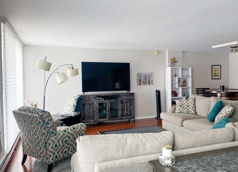 Tiny photo for 40 N Tower Road #7L, Oak Brook, IL 60523 (MLS # 12591537)