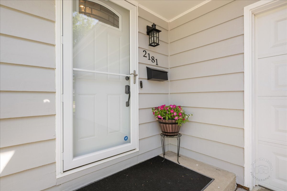 2181 W Illinois Avenue