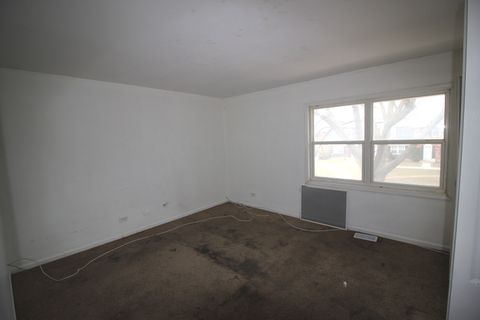 Tiny photo for 1723 Mckool Avenue, Streamwood, IL 60107 (MLS # 12570894)