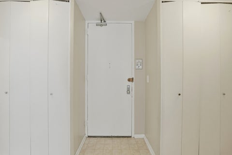 Tiny photo for 5701 N Sheridan Road #7E, Chicago, IL 60660 (MLS # 12607987)