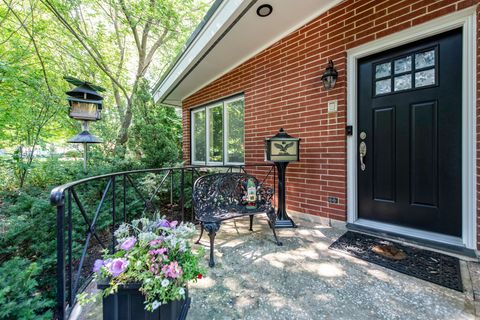 Photo of 1810 5th Street, Winthrop Harbor, IL 60096 (MLS # 12463394)