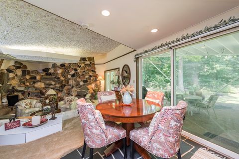 Tiny photo for 1810 5th Street, Winthrop Harbor, IL 60096 (MLS # 12463394)