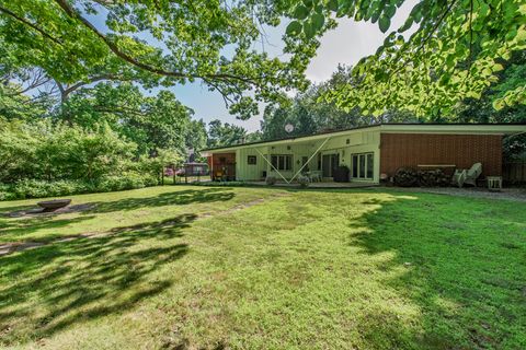 Tiny photo for 1810 5th Street, Winthrop Harbor, IL 60096 (MLS # 12463394)