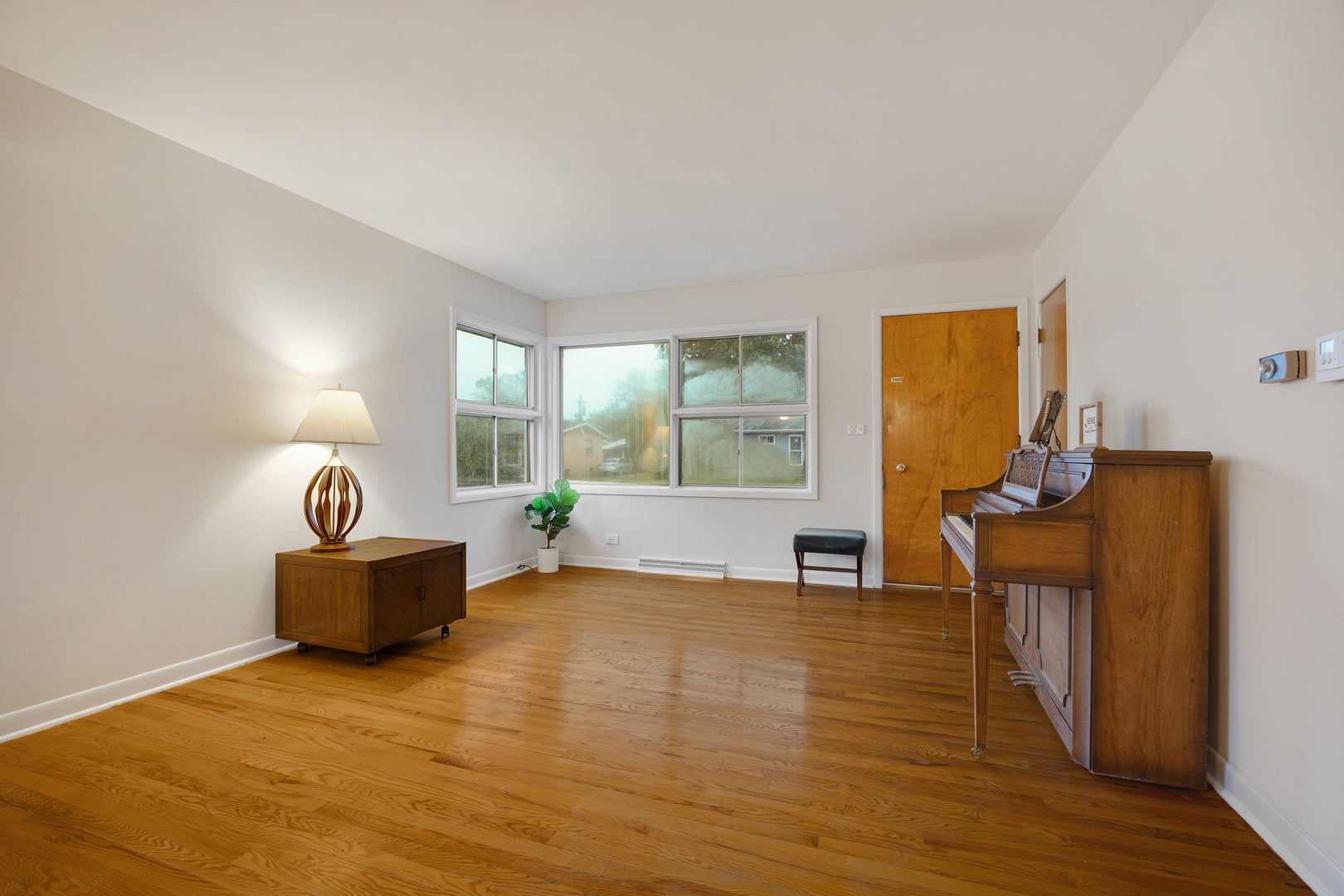 326 E Alden Drive