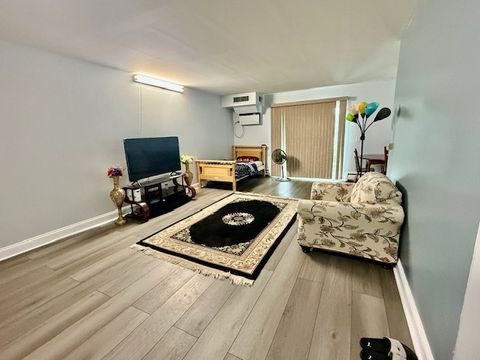 Tiny photo for 2443 E Brandenberry Court #2A, Arlington Heights, IL 60004 (MLS # 12424942)