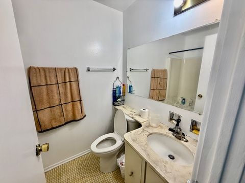 Tiny photo for 2443 E Brandenberry Court #2A, Arlington Heights, IL 60004 (MLS # 12424942)