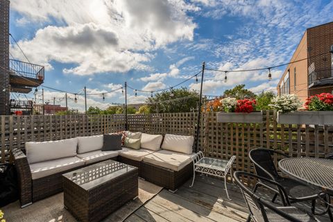 Tiny photo for 1942 N Francisco Avenue #3N, Chicago, IL 60647 (MLS # 12594311)