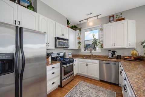 Tiny photo for 1942 N Francisco Avenue #3N, Chicago, IL 60647 (MLS # 12594311)