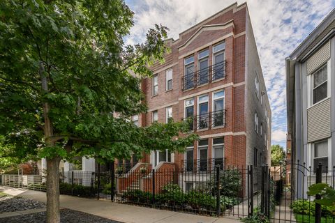 1942 N Francisco Avenue 3N Chicago IL 60647