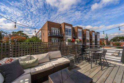 Tiny photo for 1942 N Francisco Avenue #3N, Chicago, IL 60647 (MLS # 12594311)