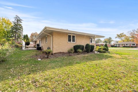 Tiny photo for 520 E 166th Street, South Holland, IL 60473 (MLS # 12444657)