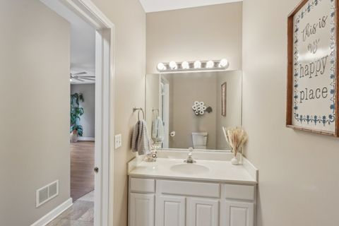 A home in Romeoville