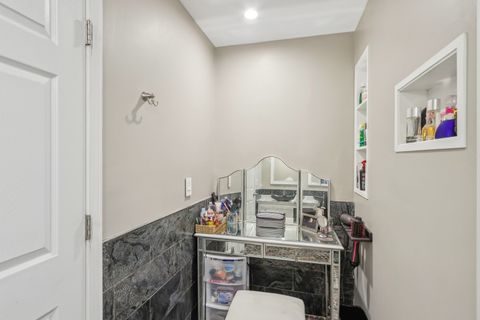 A home in Romeoville