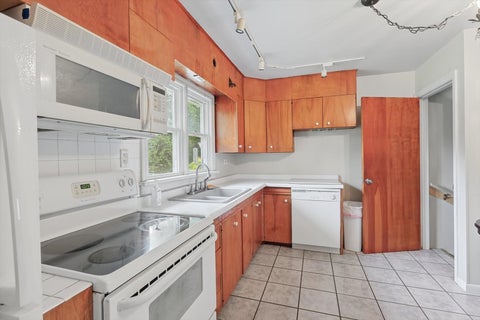 Tiny photo for 5542 Thrush Avenue, Decatur, IL 62521 (MLS # 12764889)