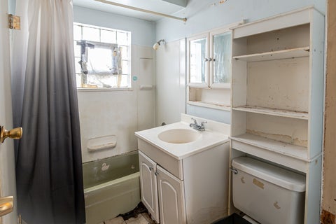 Tiny photo for 529 49th Avenue, Bellwood, IL 60104 (MLS # 12766300)