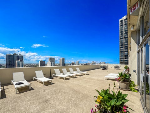 Tiny photo for 1515 N Astor Street #18B, Chicago, IL 60610 (MLS # 12736555)