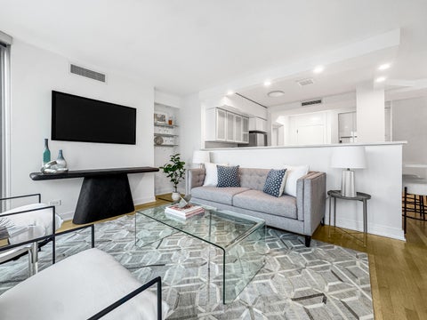 Tiny photo for 1515 N Astor Street #18B, Chicago, IL 60610 (MLS # 12736555)