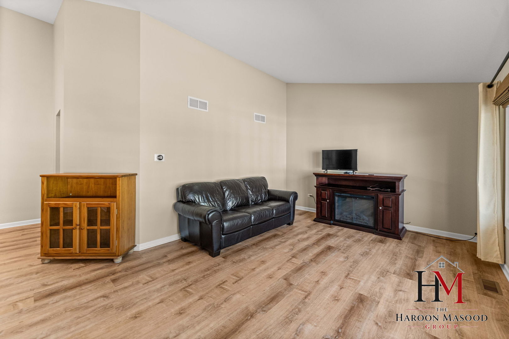 9241 Windsor Parkway