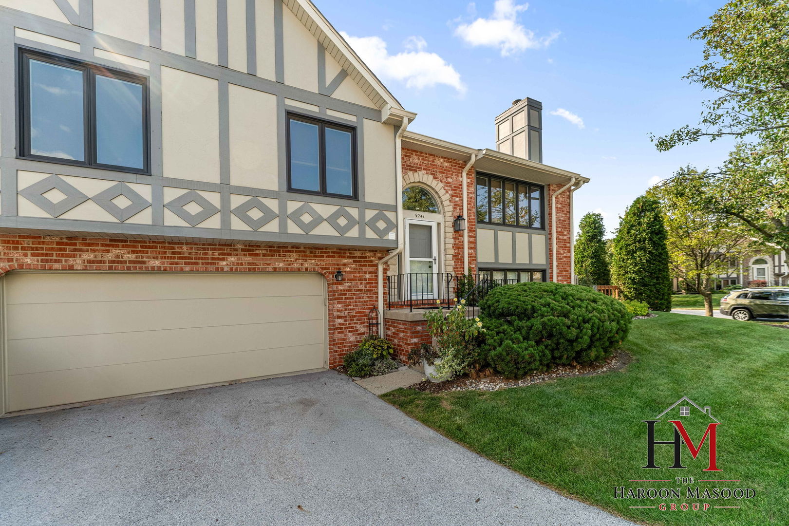 9241 Windsor Parkway