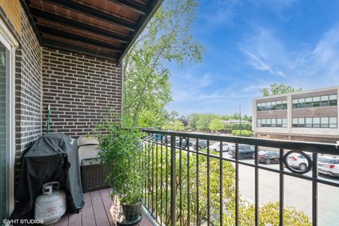 Tiny photo for 6800 N California Avenue #2I, Chicago, IL 60645 (MLS # 12433043)