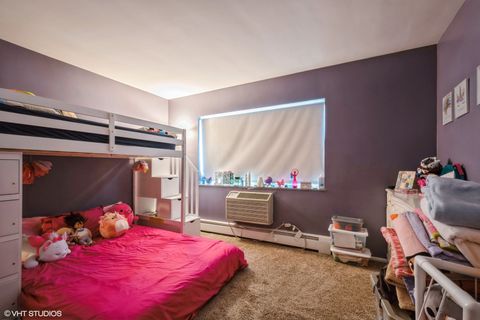 Tiny photo for 6800 N California Avenue #2I, Chicago, IL 60645 (MLS # 12433043)