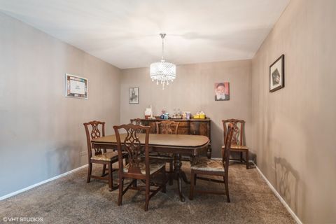 Tiny photo for 6800 N California Avenue #2I, Chicago, IL 60645 (MLS # 12433043)