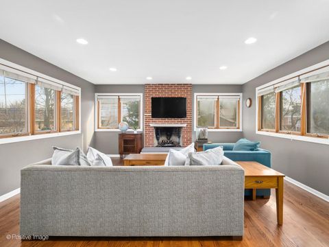 Tiny photo for 392 E Saint Charles Road, Elmhurst, IL 60126 (MLS # 12663148)
