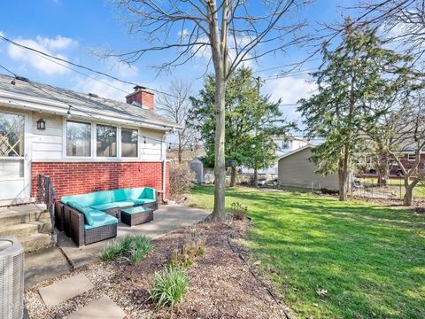 Tiny photo for 392 E Saint Charles Road, Elmhurst, IL 60126 (MLS # 12663148)