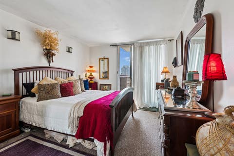 Tiny photo for 5855 N Sheridan Road #11j, Chicago, IL 60660 (MLS # 12721241)
