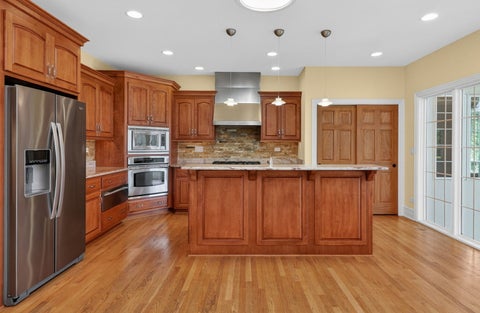 Tiny photo for 715 Marston Avenue, Glen Ellyn, IL 60137 (MLS # 12698969)