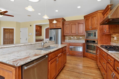 Tiny photo for 715 Marston Avenue, Glen Ellyn, IL 60137 (MLS # 12698969)
