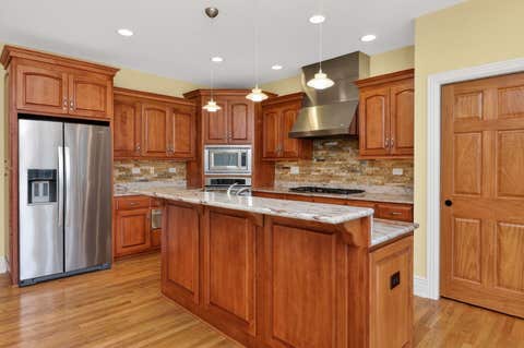 Tiny photo for 715 Marston Avenue, Glen Ellyn, IL 60137 (MLS # 12698969)