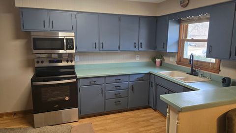 Tiny photo for 447 Dennis Avenue, Bradley, IL 60915 (MLS # 12587504)