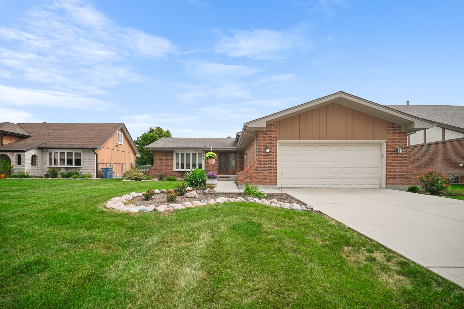 1105 N Itasca Road