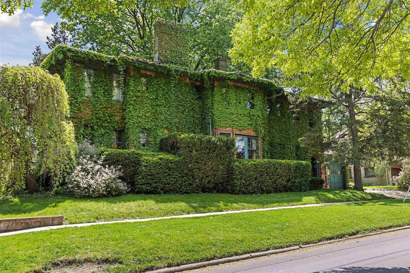 224 N Prospect Street