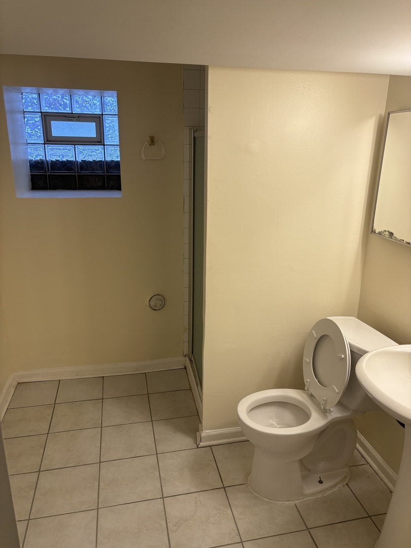 115 S Kilbourn Avenue 1st