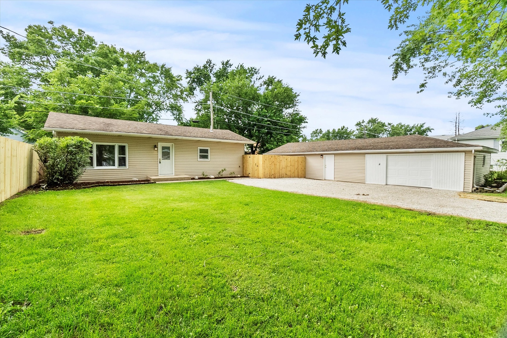 311 Barr Elms Avenue