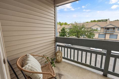 Tiny photo for 2408 Windward Boulevard #205, Champaign, IL 61821 (MLS # 12672252)