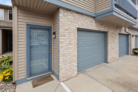 Tiny photo for 2408 Windward Boulevard #205, Champaign, IL 61821 (MLS # 12672252)