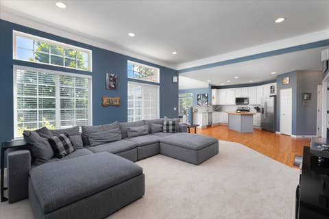 Tiny photo for 804 S SPARKLE Court, Oswego, IL 60543 (MLS # 12719947)