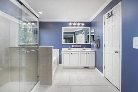 Tiny photo for 804 S SPARKLE Court, Oswego, IL 60543 (MLS # 12719947)