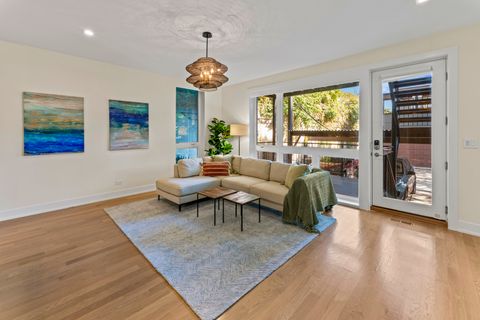 Tiny photo for 1759 N Campbell Avenue #1, Chicago, IL 60647 (MLS # 12506579)