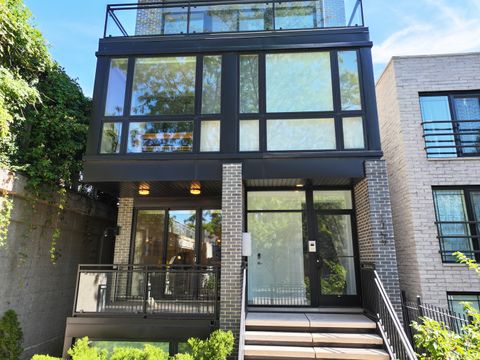 Tiny photo for 1759 N Campbell Avenue #1, Chicago, IL 60647 (MLS # 12506579)