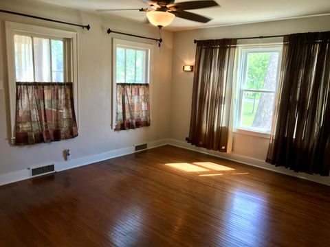 Tiny photo for 454 E Lincoln Street, Princeton, IL 61356 (MLS # 12600114)