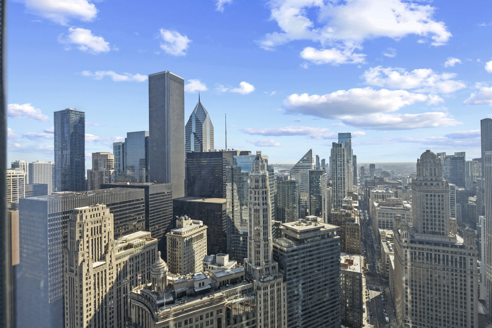 401 N Wabash Avenue 37K