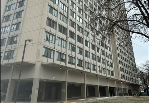 Photo of Chicago, IL 60615 (MLS # 12625545)