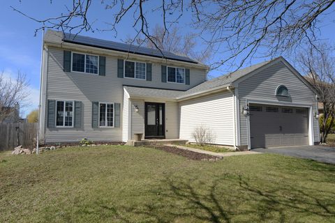 Photo of 460 Danbury Drive, Carol Stream, IL 60188 (MLS # 12601179)